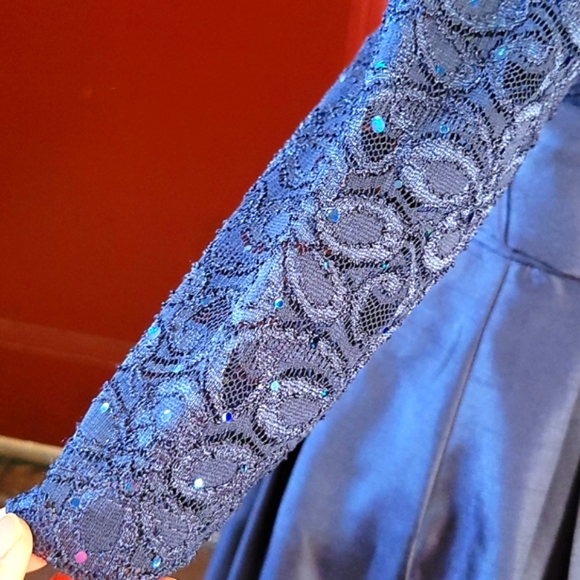 JH BLUE EVENING GOWN SIZE 6 - Picture 11 of 15